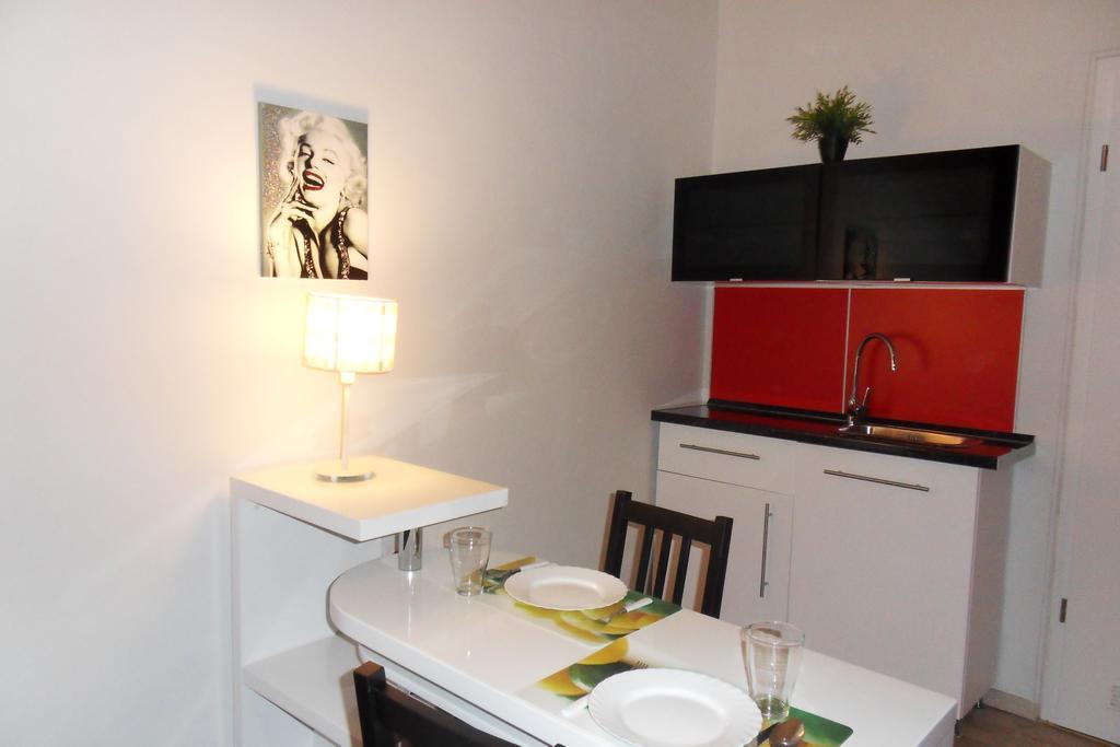 Studio 4U Budapest Room photo